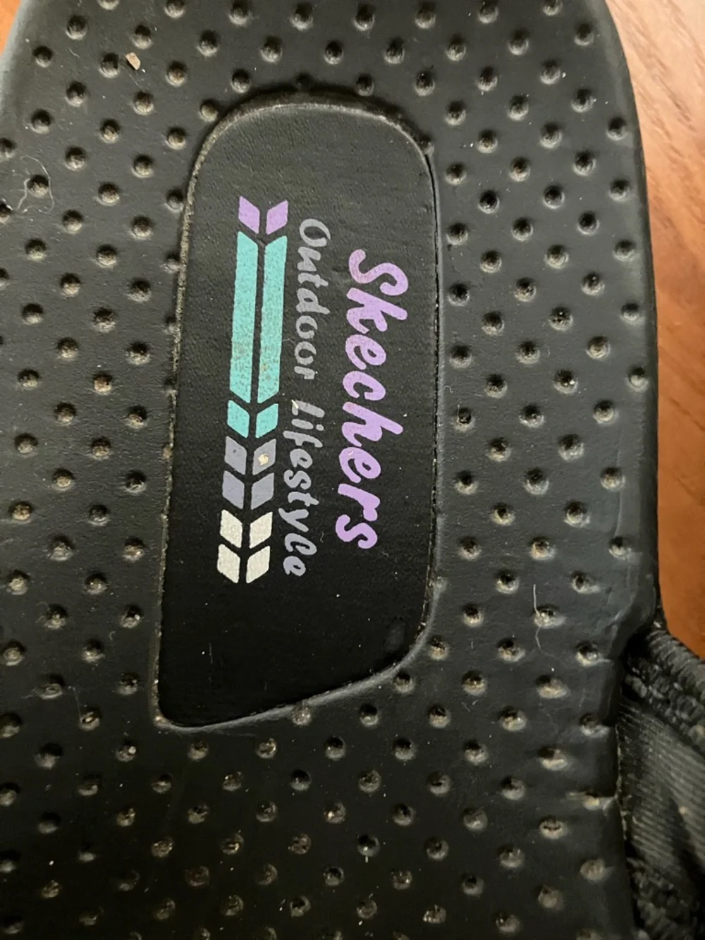 Skechers Black Reggae Desert Escape Slide On Sandal Women’s size 9